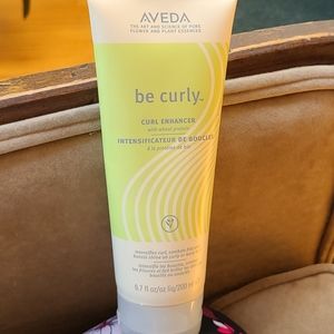Aveda be curly Curl Enhancer